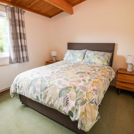 The Log Cabin Tenbury Bagian luar foto