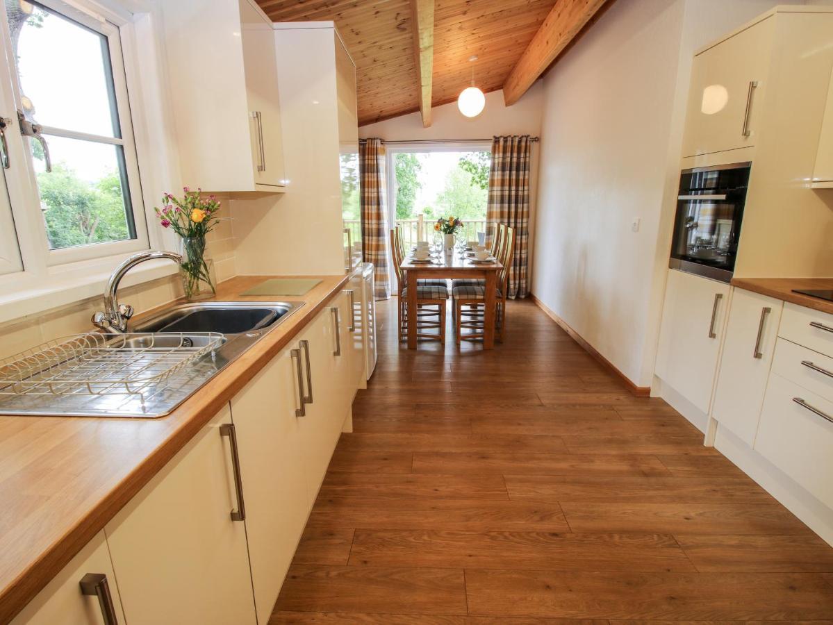 The Log Cabin Tenbury Bagian luar foto